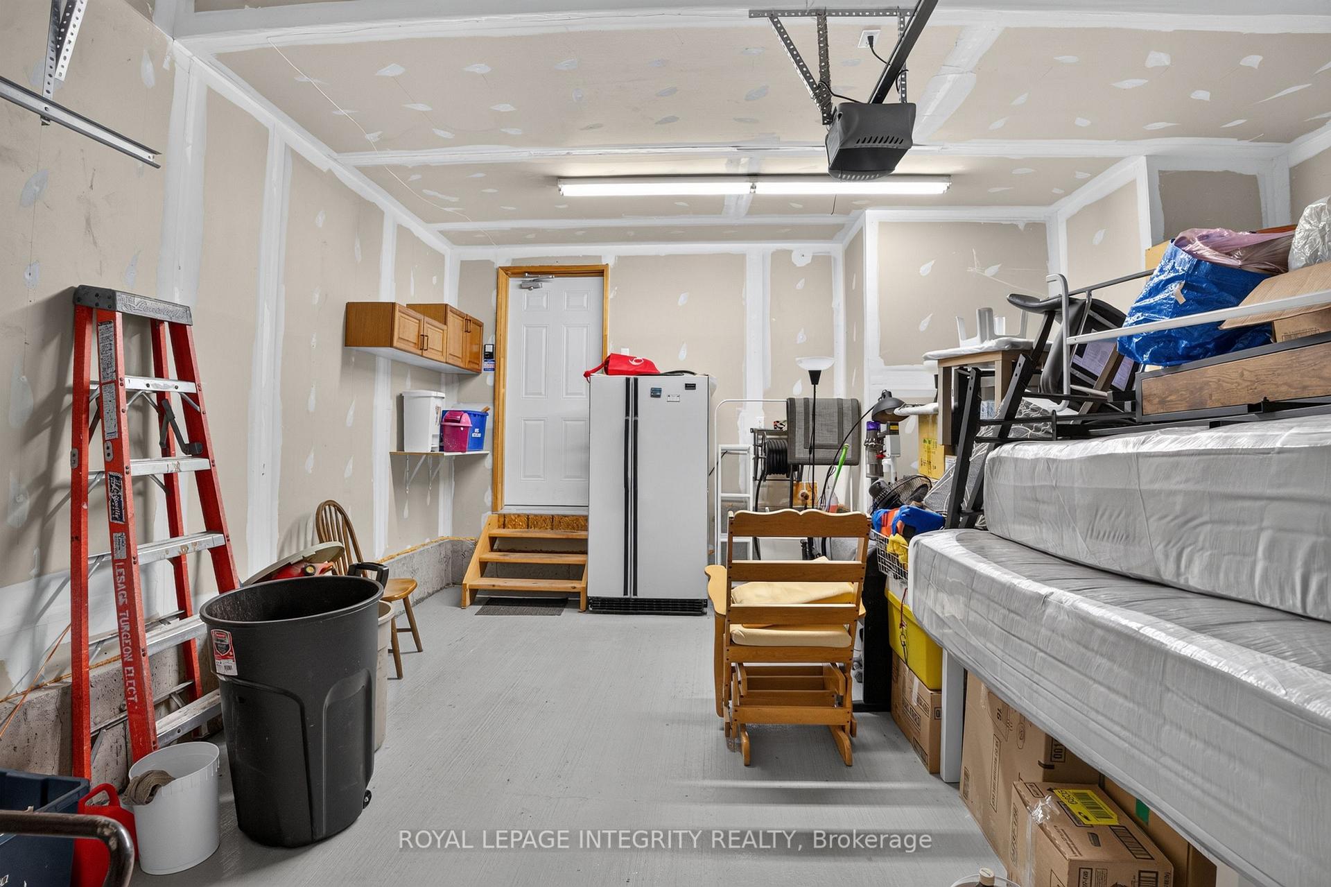 Photo 31 of 275 Kiwanis Court, Ottawa, Hunt Club Park/Greenboro — HOMEH