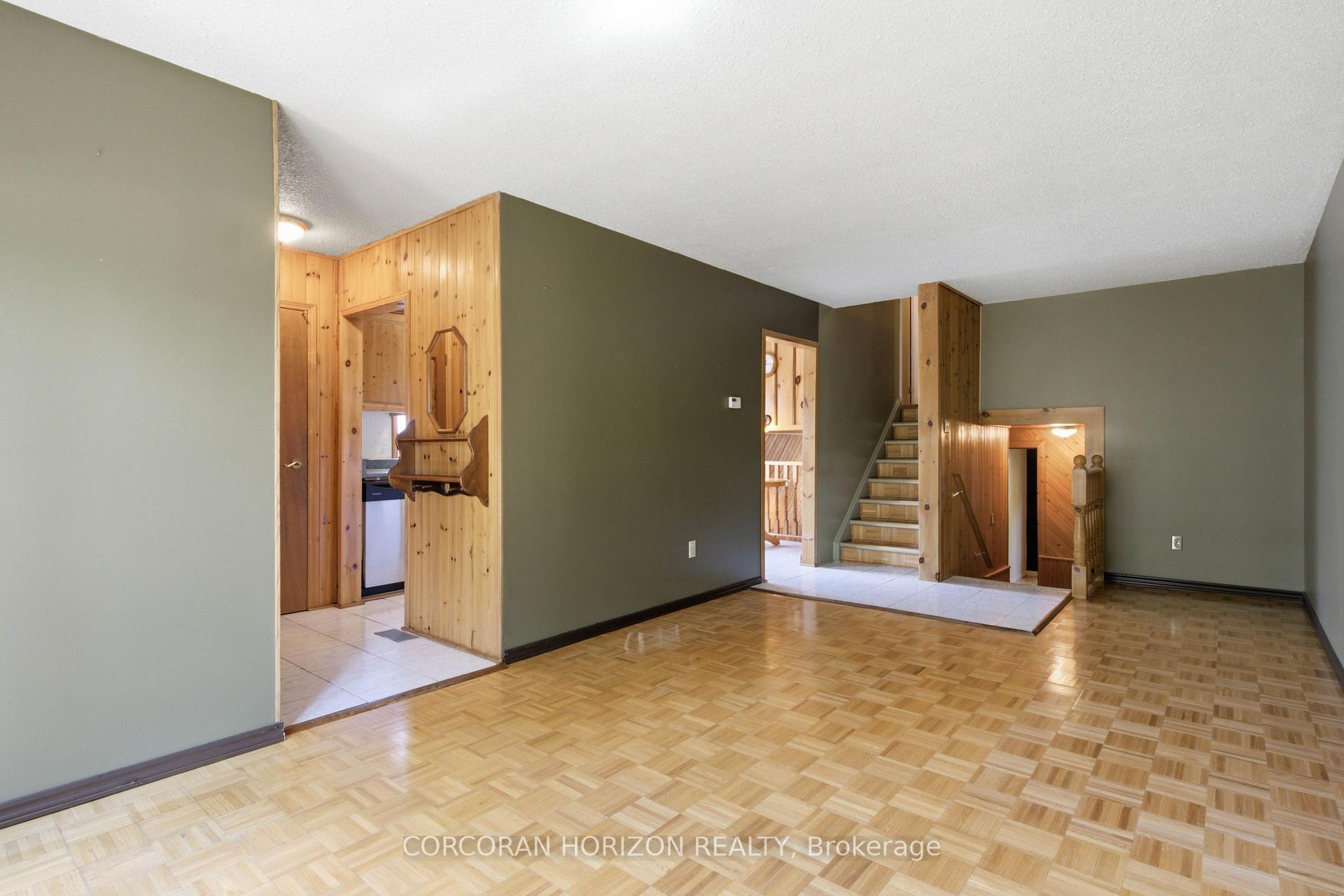 Photo 5 of 90 Halifax Drive, Kitchener, Grand River North — HOMEH