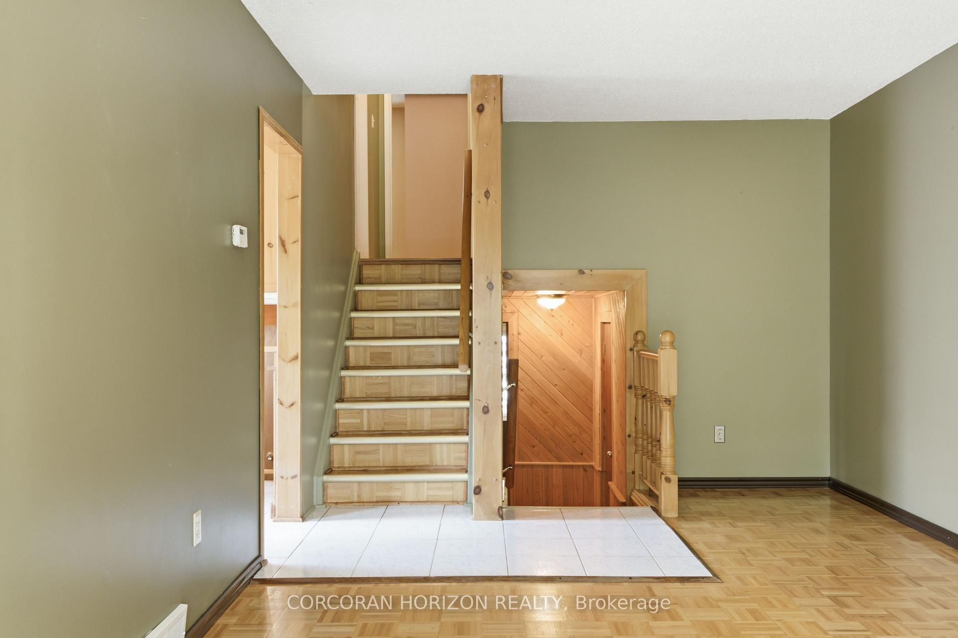 Photo 11 of 90 Halifax Drive, Kitchener, Grand River North — HOMEH