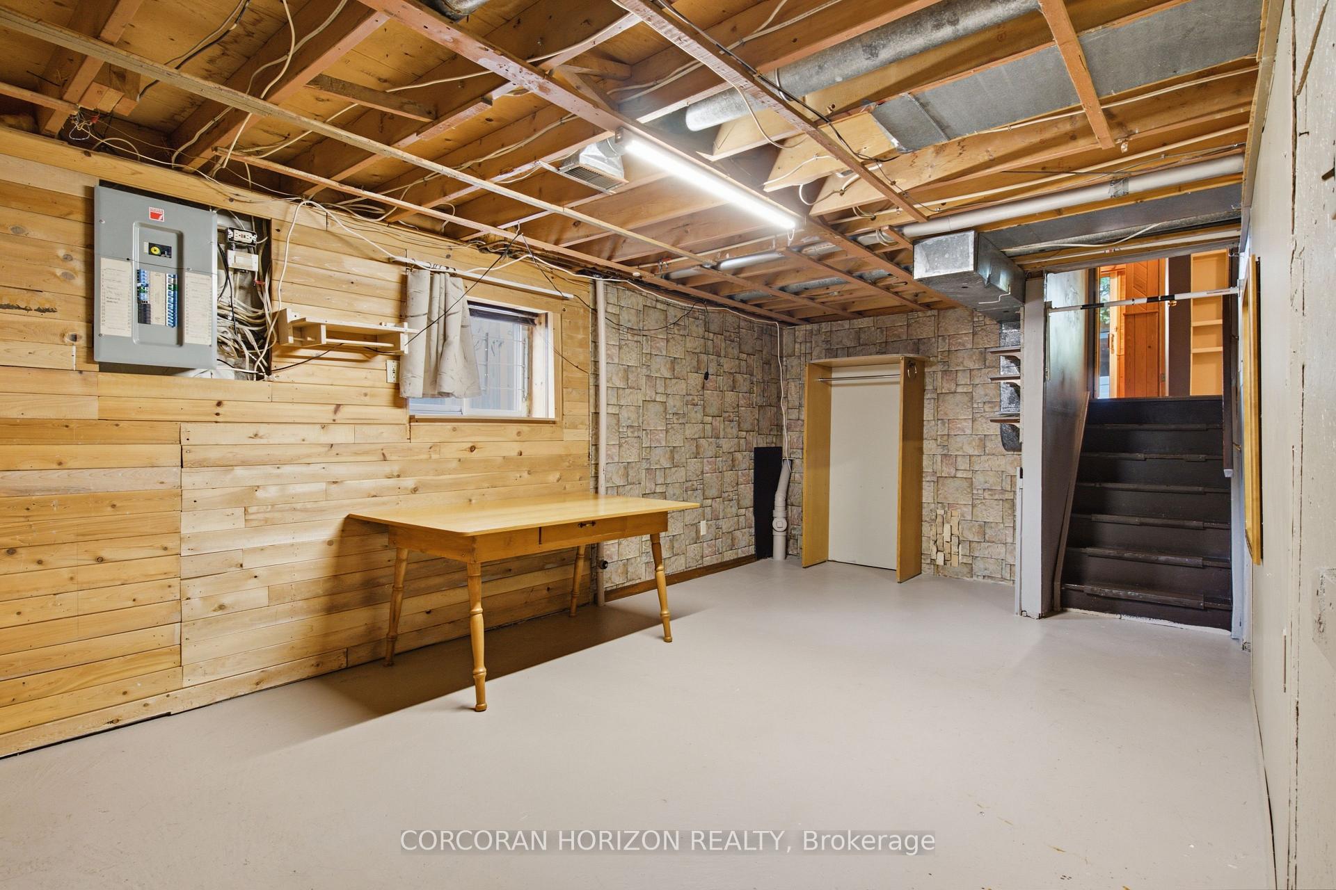 Photo 21 of 90 Halifax Drive, Kitchener, Grand River North — HOMEH