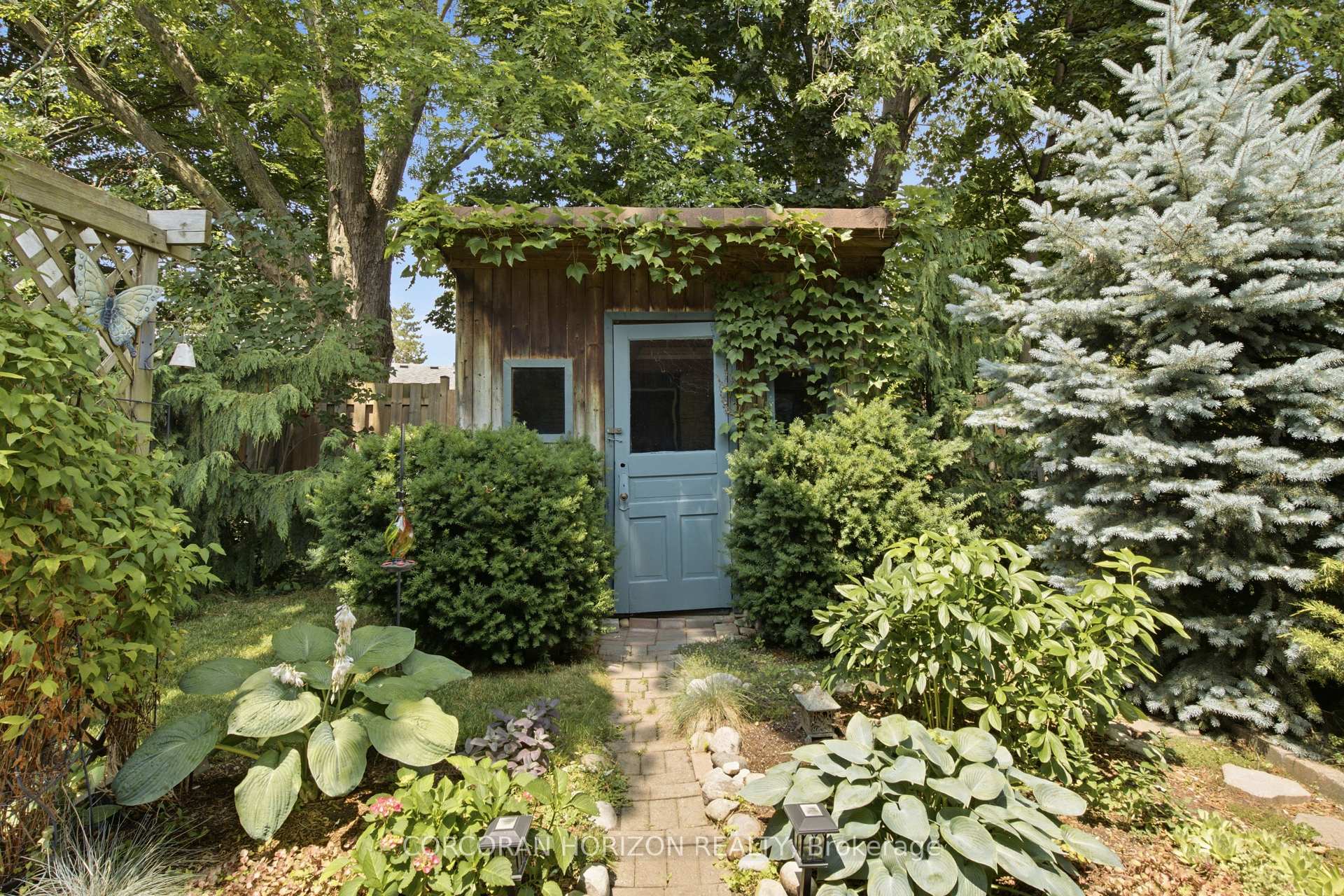 Photo 29 of 90 Halifax Drive, Kitchener, Grand River North — HOMEH