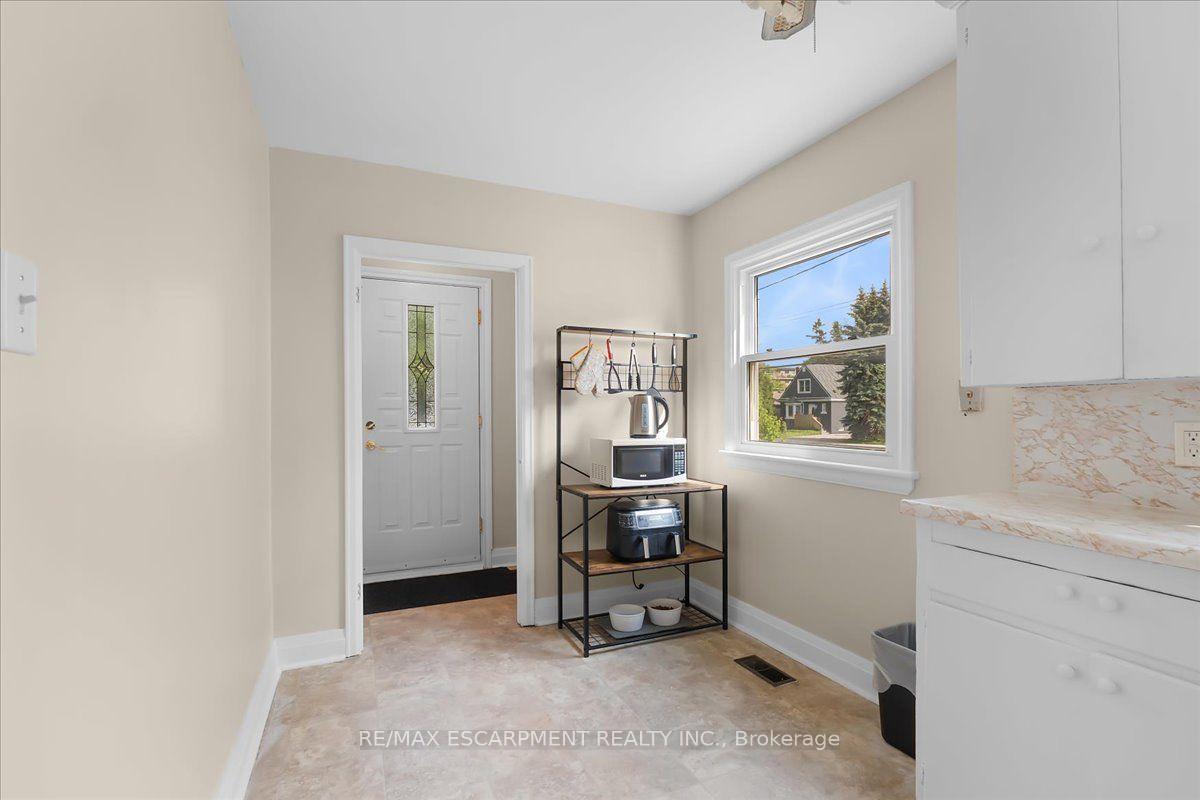 Photo 3 of 128 East 39th Street, Hamilton, Raleigh — HOMEH