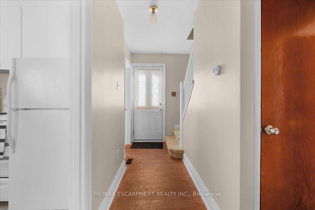 Photo 4 of 128 East 39th Street, Hamilton, Raleigh — HOMEH
