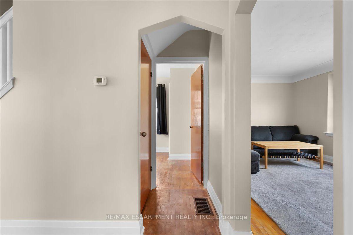 Photo 7 of 128 East 39th Street, Hamilton, Raleigh — HOMEH