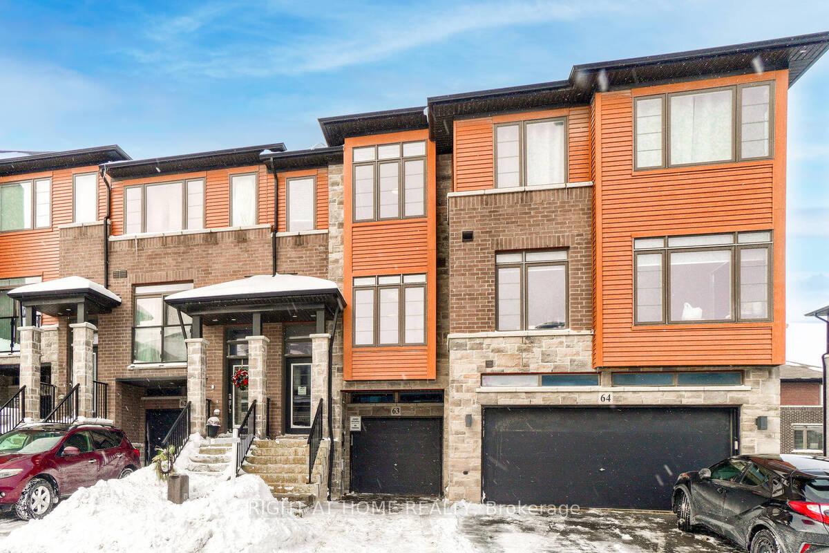 Photo 2 of Unit 63, 30 Times Square Boulevard, Hamilton, Stoney Creek — HOMEH