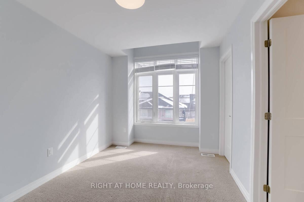 Photo 16 of Unit 63, 30 Times Square Boulevard, Hamilton, Stoney Creek — HOMEH