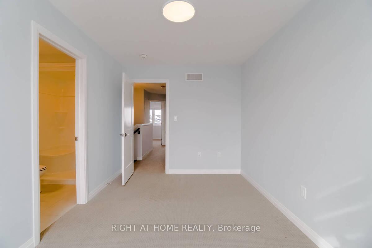Photo 18 of Unit 63, 30 Times Square Boulevard, Hamilton, Stoney Creek — HOMEH
