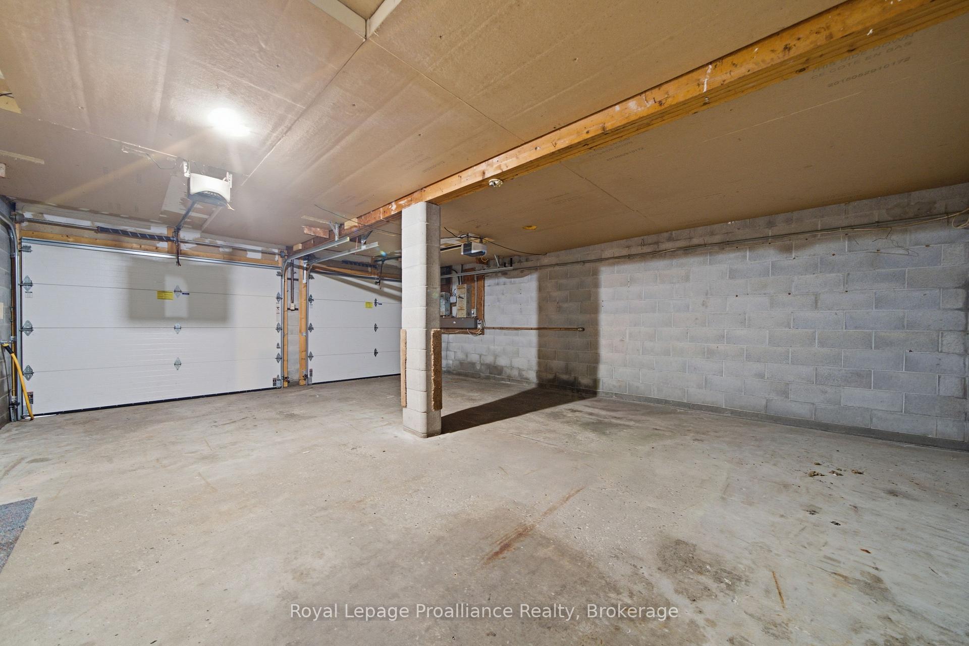 Photo 34 of 156 Pinehill Crescent, Belleville, Thurlow Ward — HOMEH