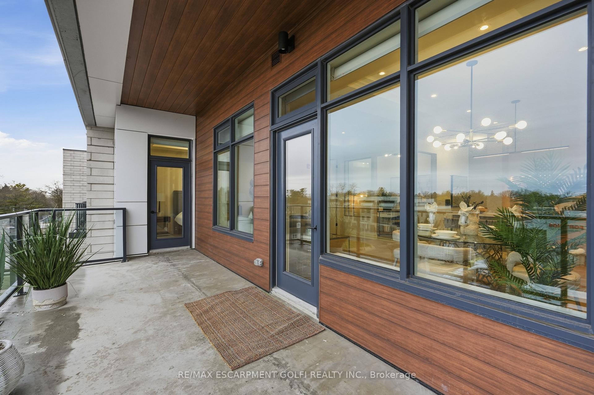 Photo 24 of Unit 409, 123 Maurice Drive, Oakville, Central — HOMEH