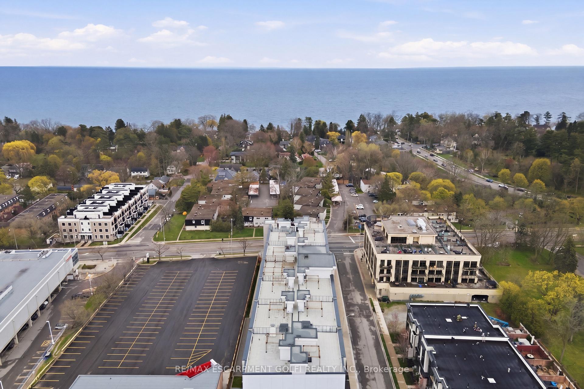 Photo 36 of Unit 409, 123 Maurice Drive, Oakville, Central — HOMEH