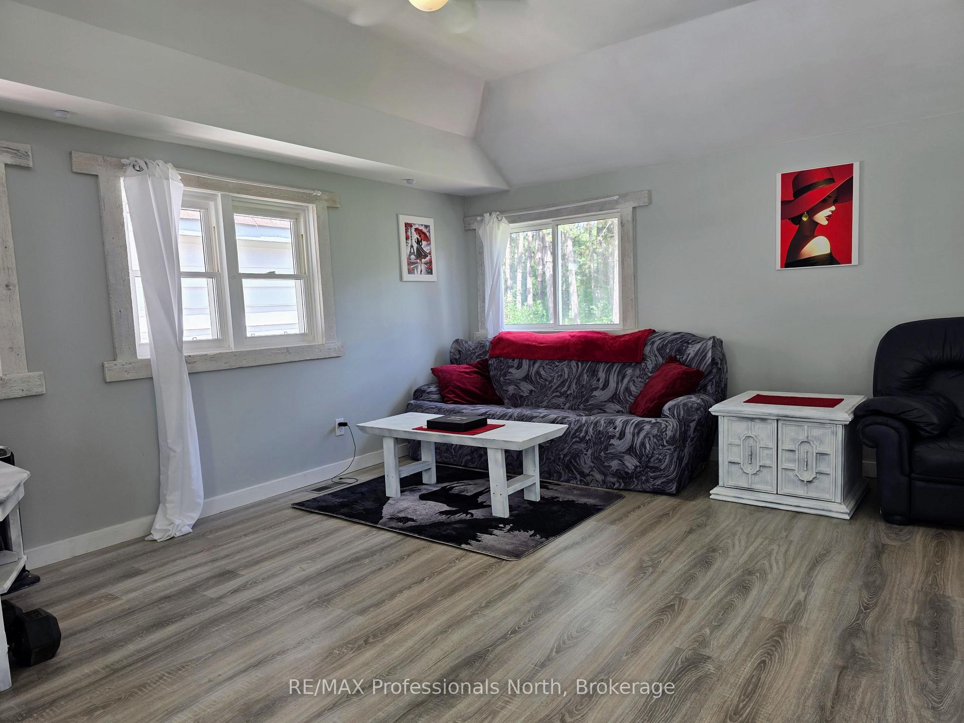 Photo 13 of 1007 West Road, Minden Hills, Minden — HOMEH