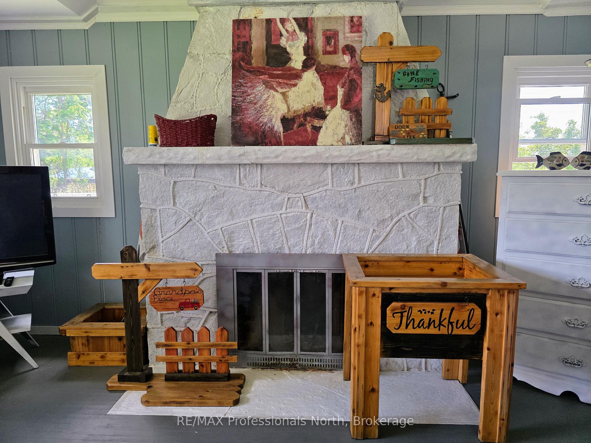 Photo 16 of 1007 West Road, Minden Hills, Minden — HOMEH