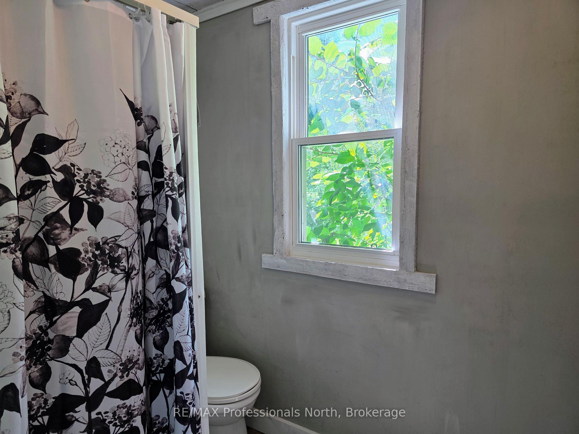 Photo 19 of 1007 West Road, Minden Hills, Minden — HOMEH