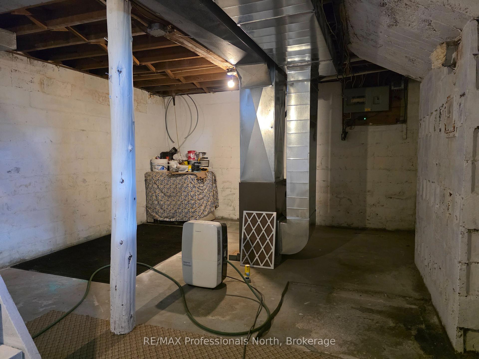 Photo 23 of 1007 West Road, Minden Hills, Minden — HOMEH