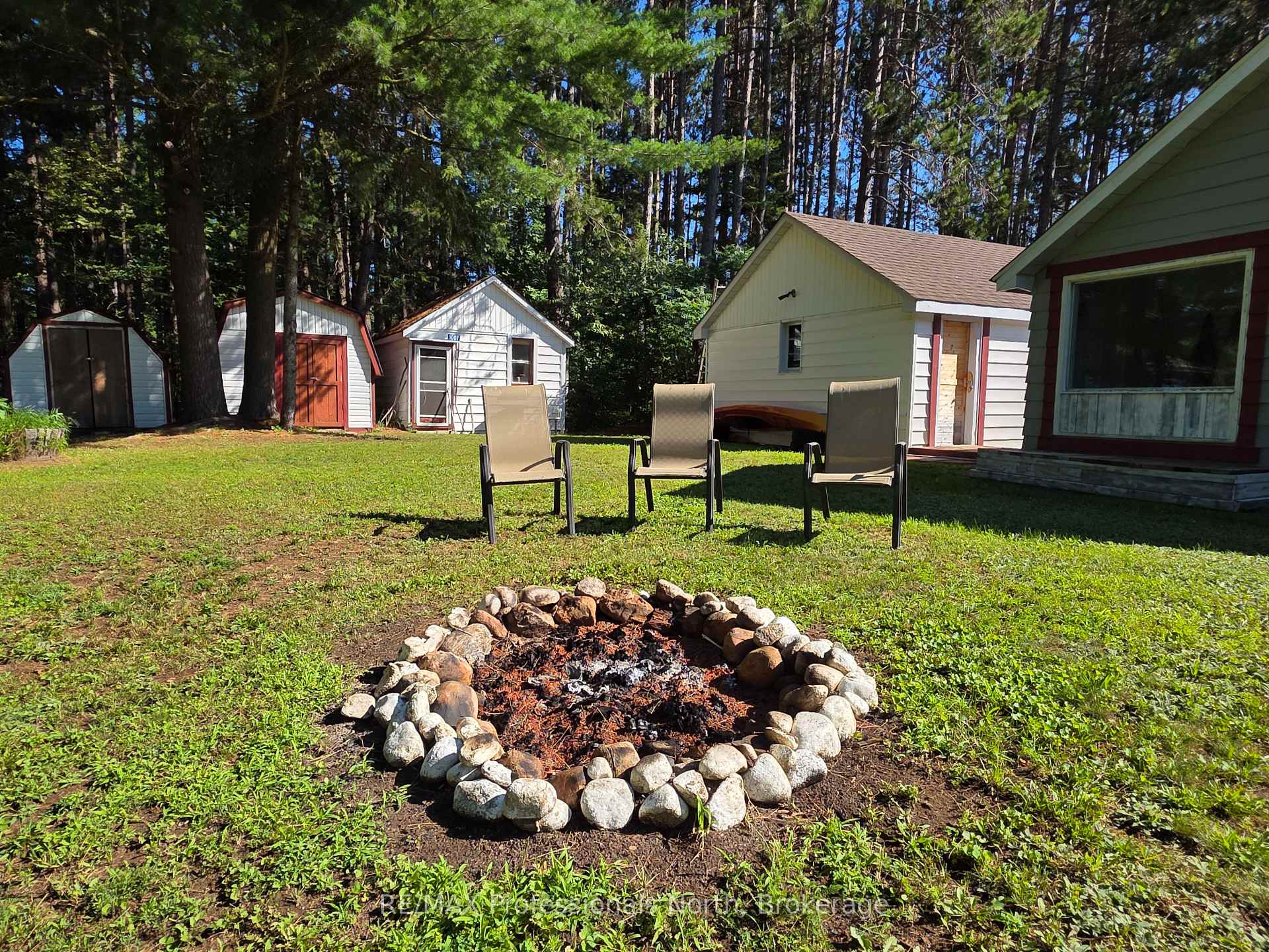 Photo 24 of 1007 West Road, Minden Hills, Minden — HOMEH