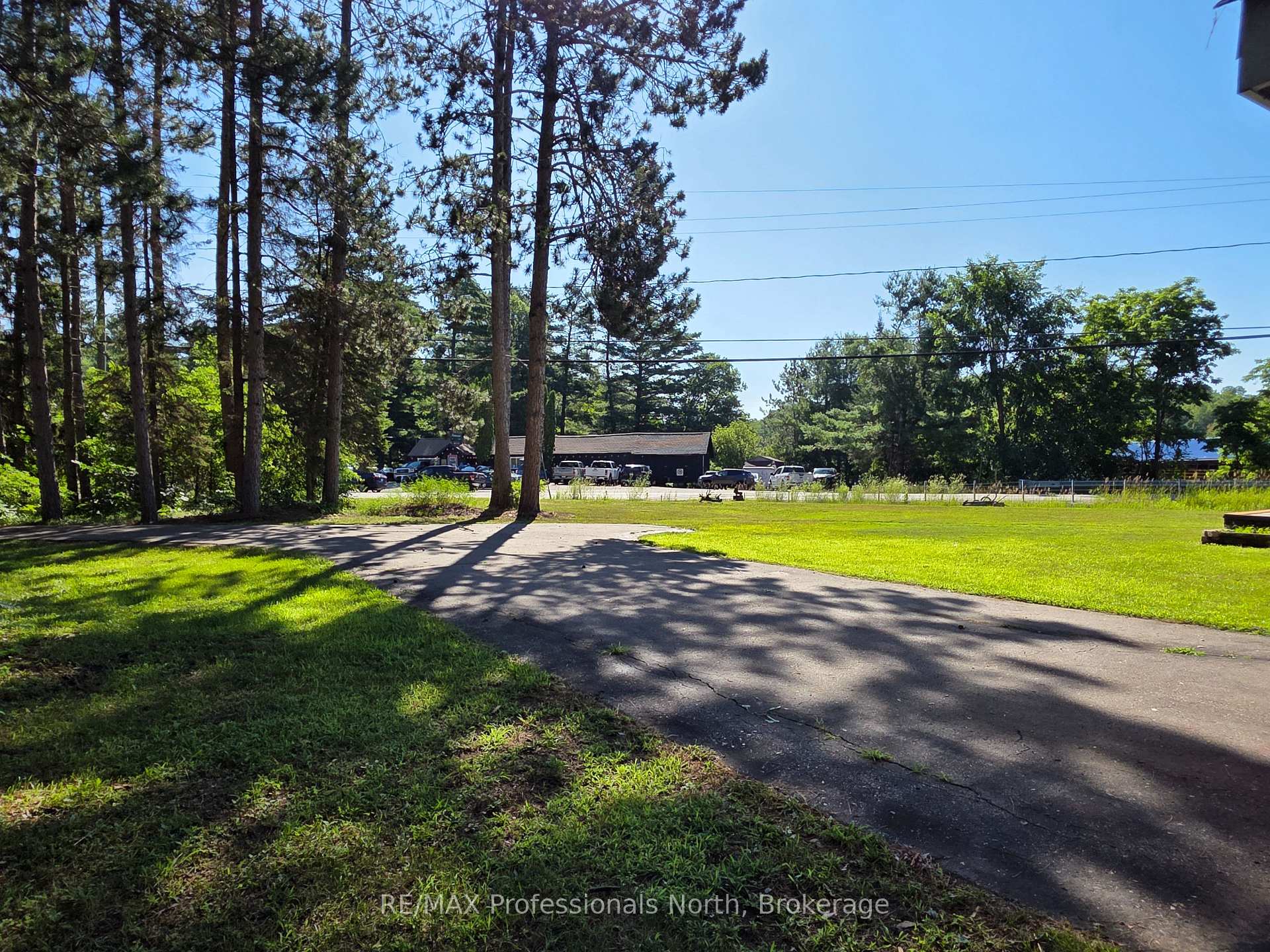 Photo 27 of 1007 West Road, Minden Hills, Minden — HOMEH
