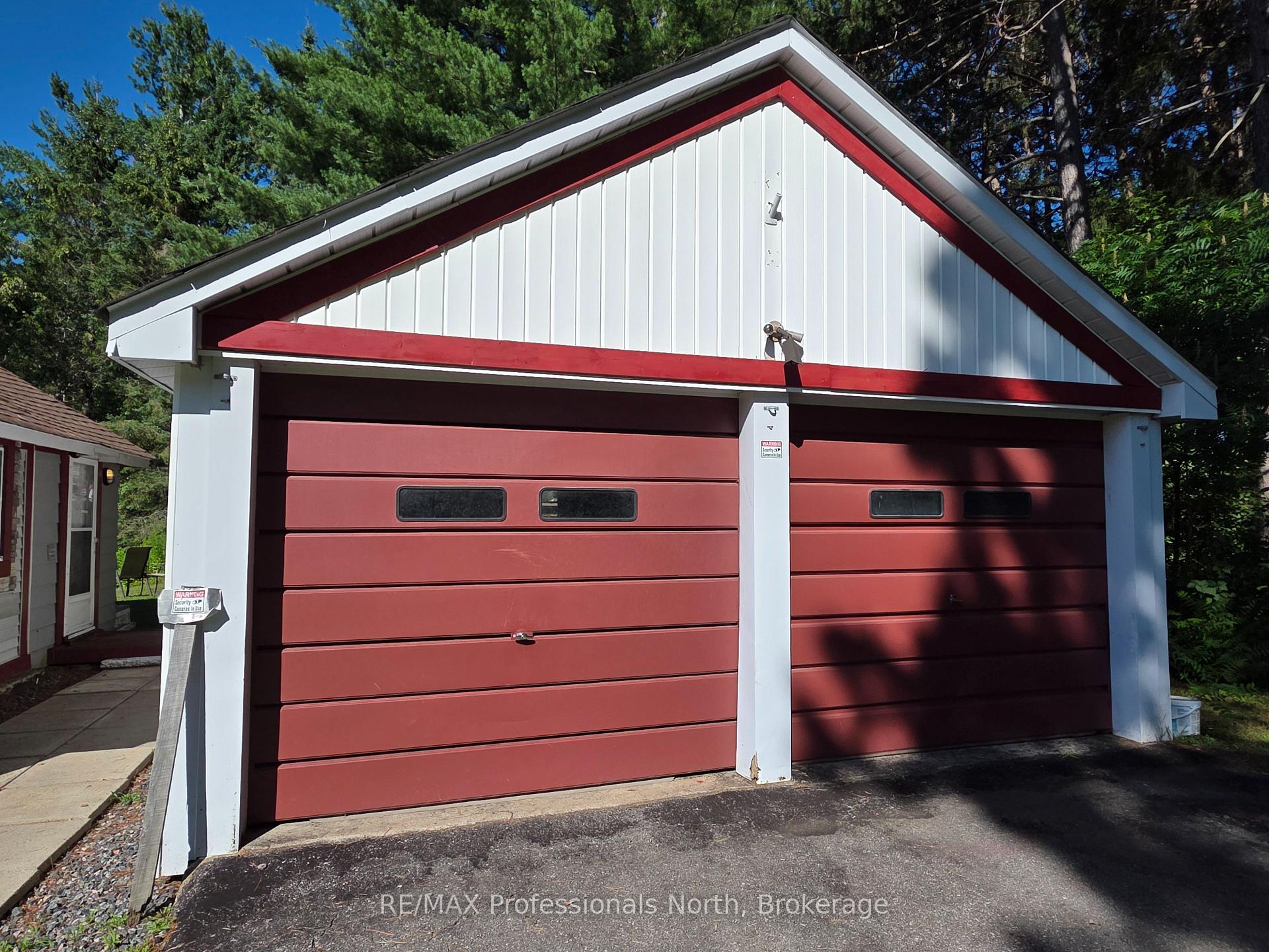 Photo 34 of 1007 West Road, Minden Hills, Minden — HOMEH