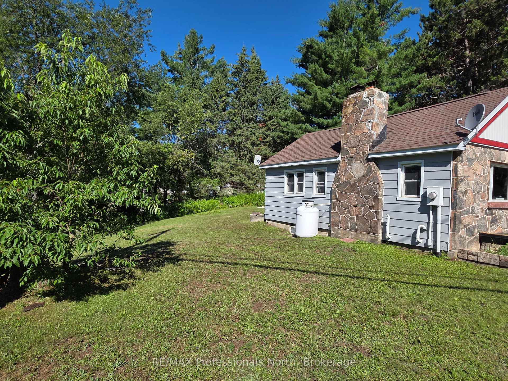 Photo 37 of 1007 West Road, Minden Hills, Minden — HOMEH