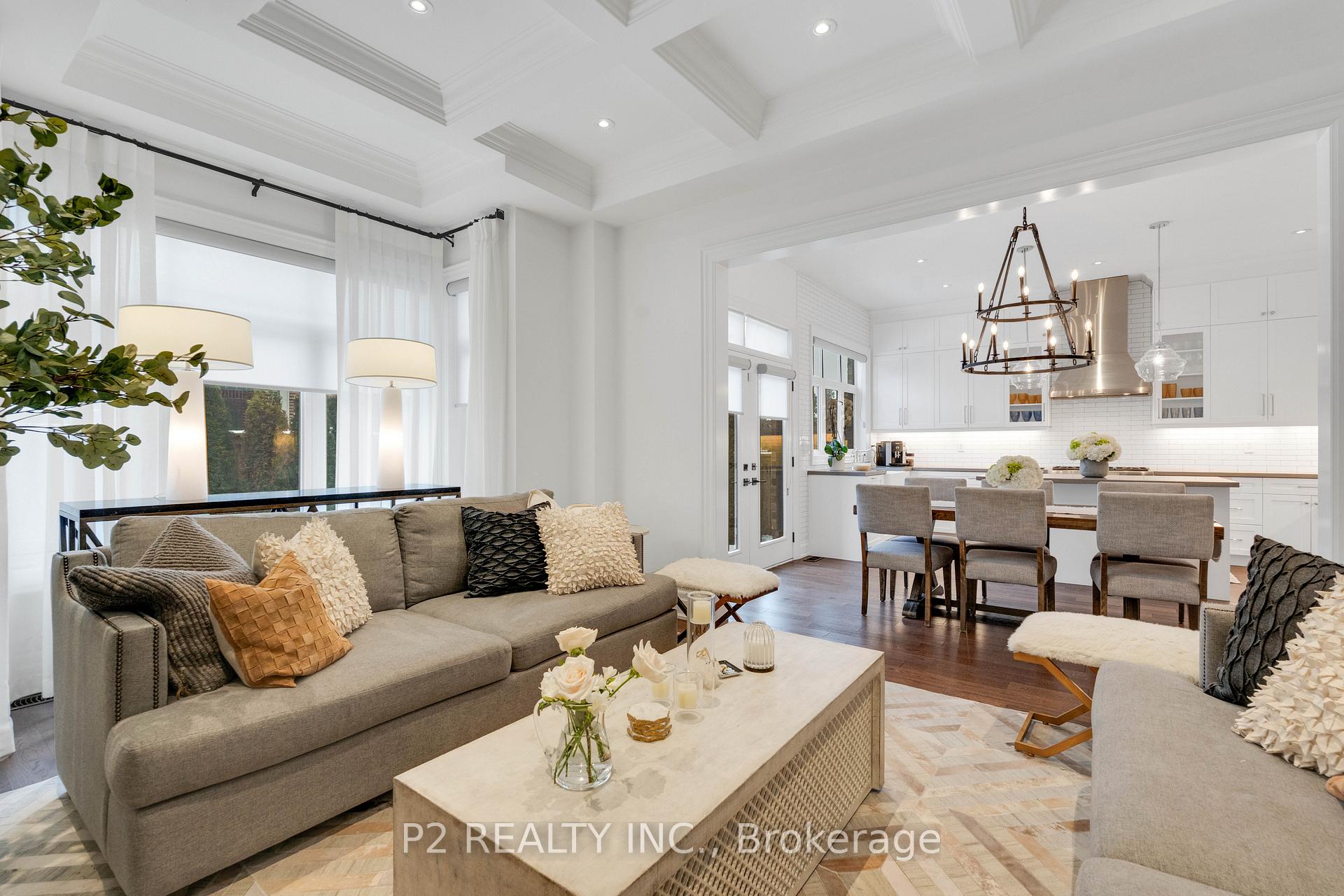 Photo 1 of 10 King Boulevard, King, King City — HOMEH
