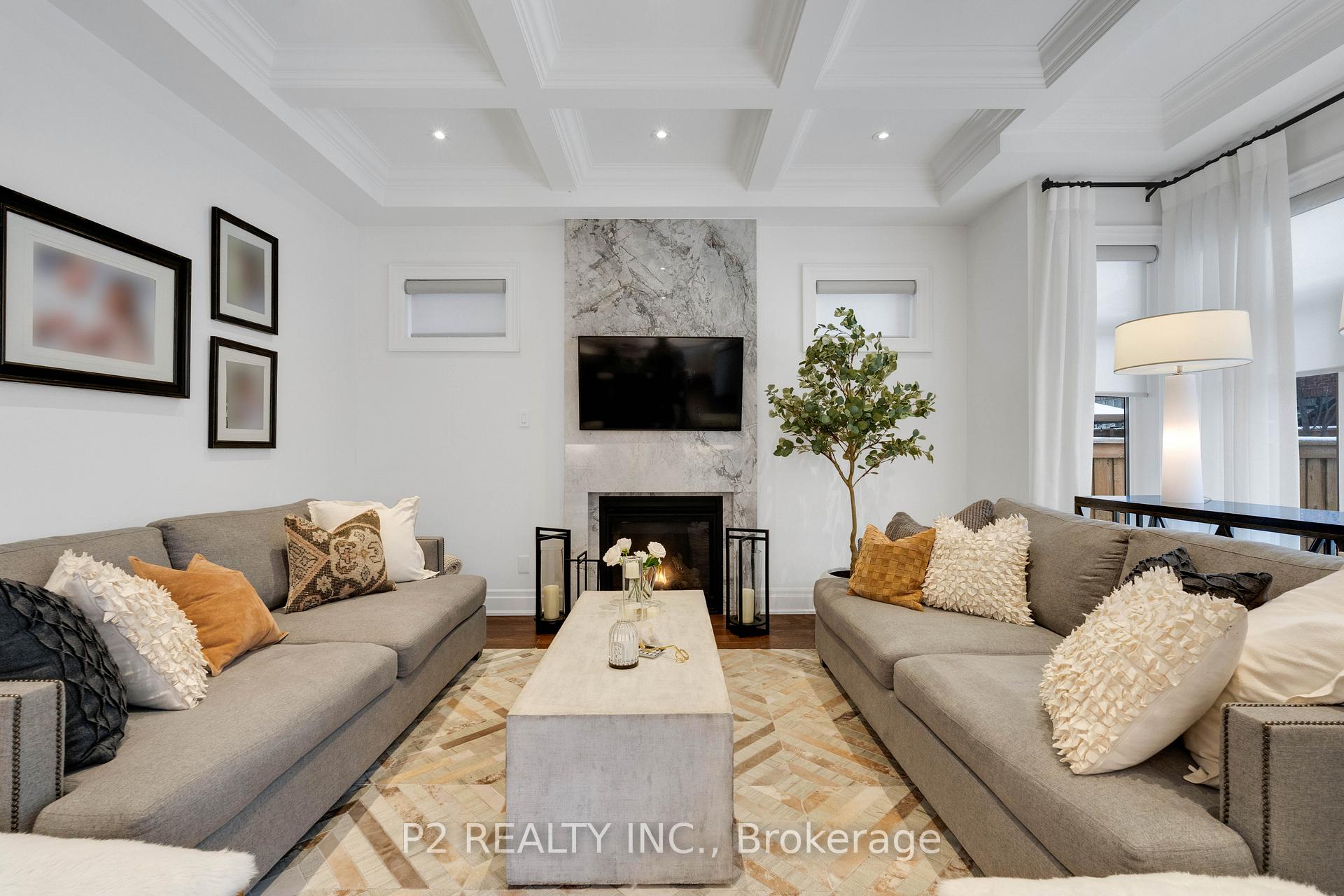 Photo 11 of 10 King Boulevard, King, King City — HOMEH