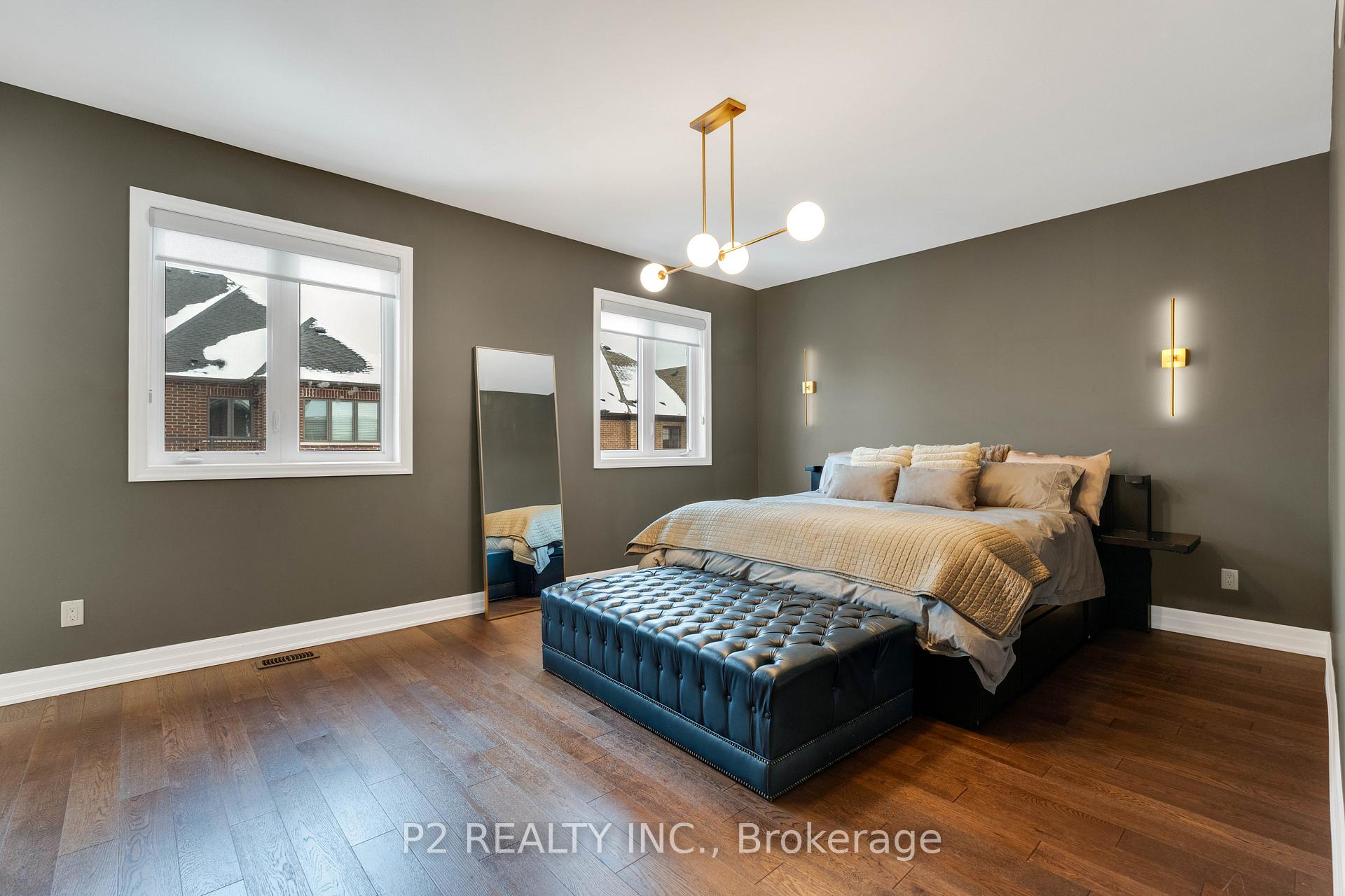 Photo 25 of 10 King Boulevard, King, King City — HOMEH