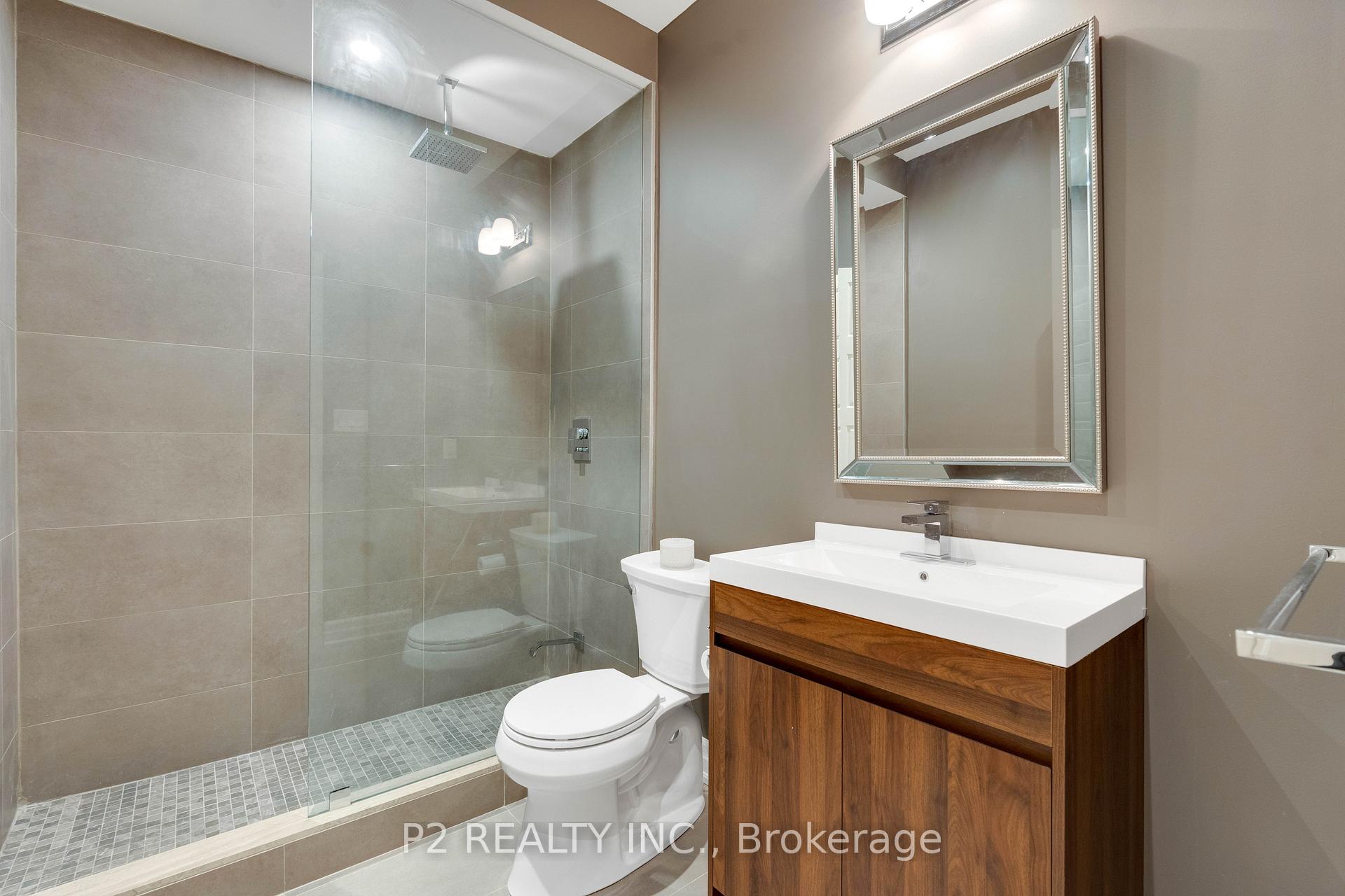 Photo 45 of 10 King Boulevard, King, King City — HOMEH