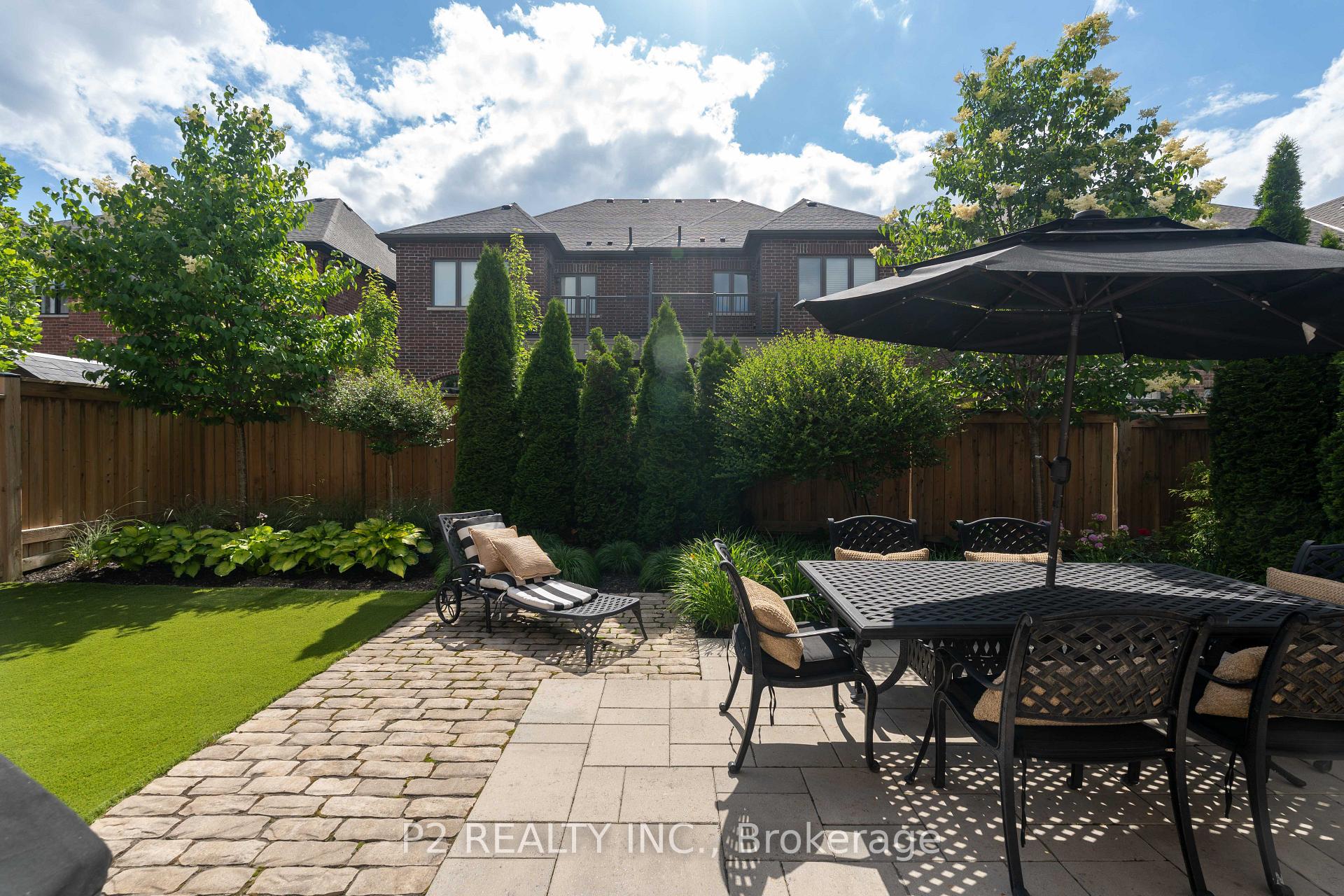 Photo 54 of 10 King Boulevard, King, King City — HOMEH