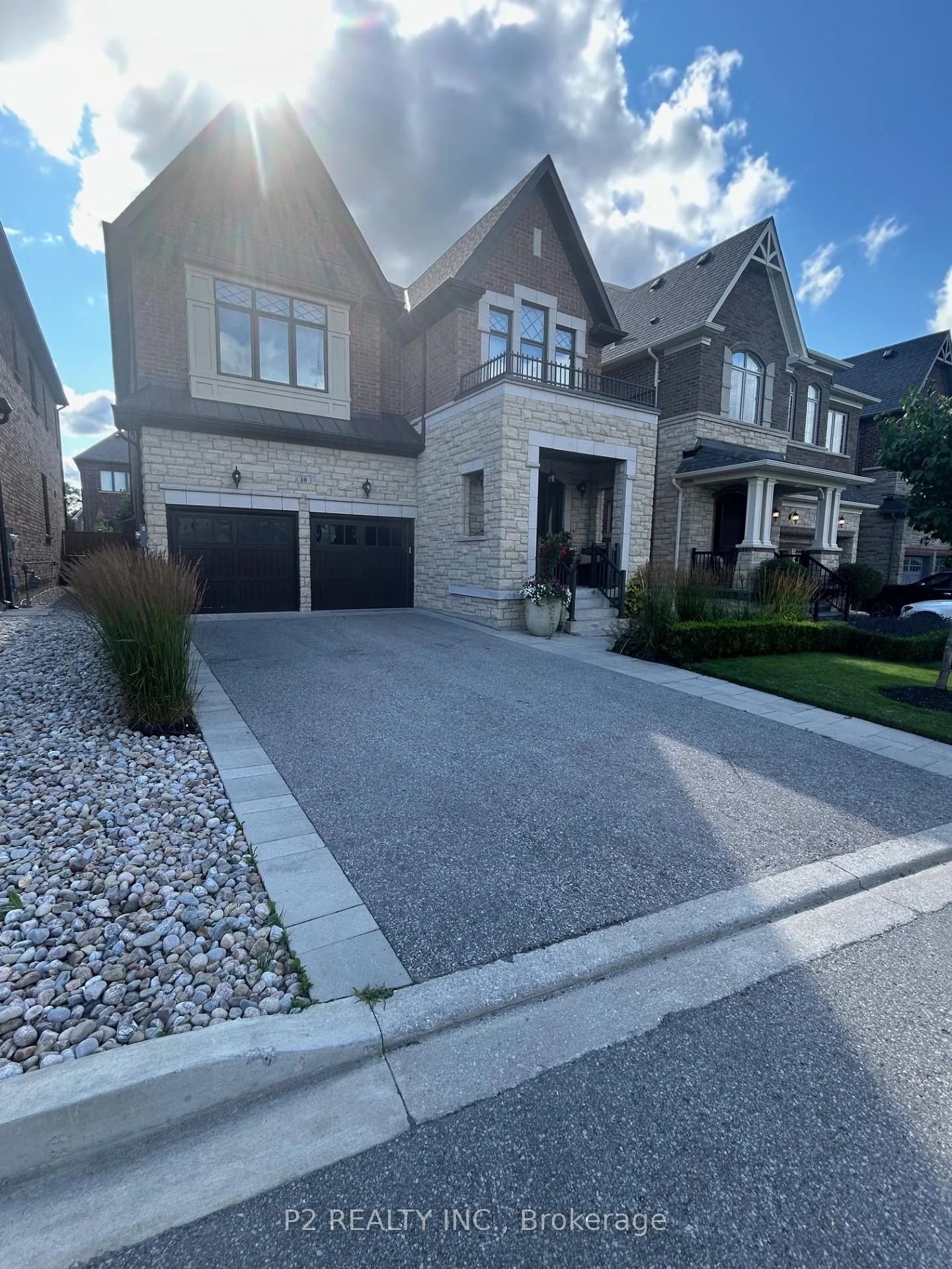 Photo 52 of 10 King Boulevard, King, King City — HOMEH