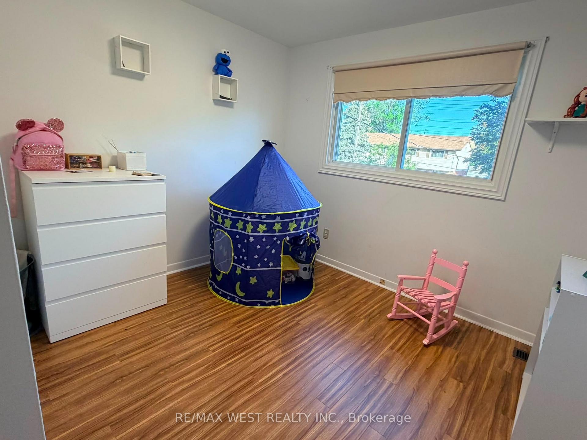 Photo 15 of 1254 Treeland Street, Burlington, Freeman — HOMEH