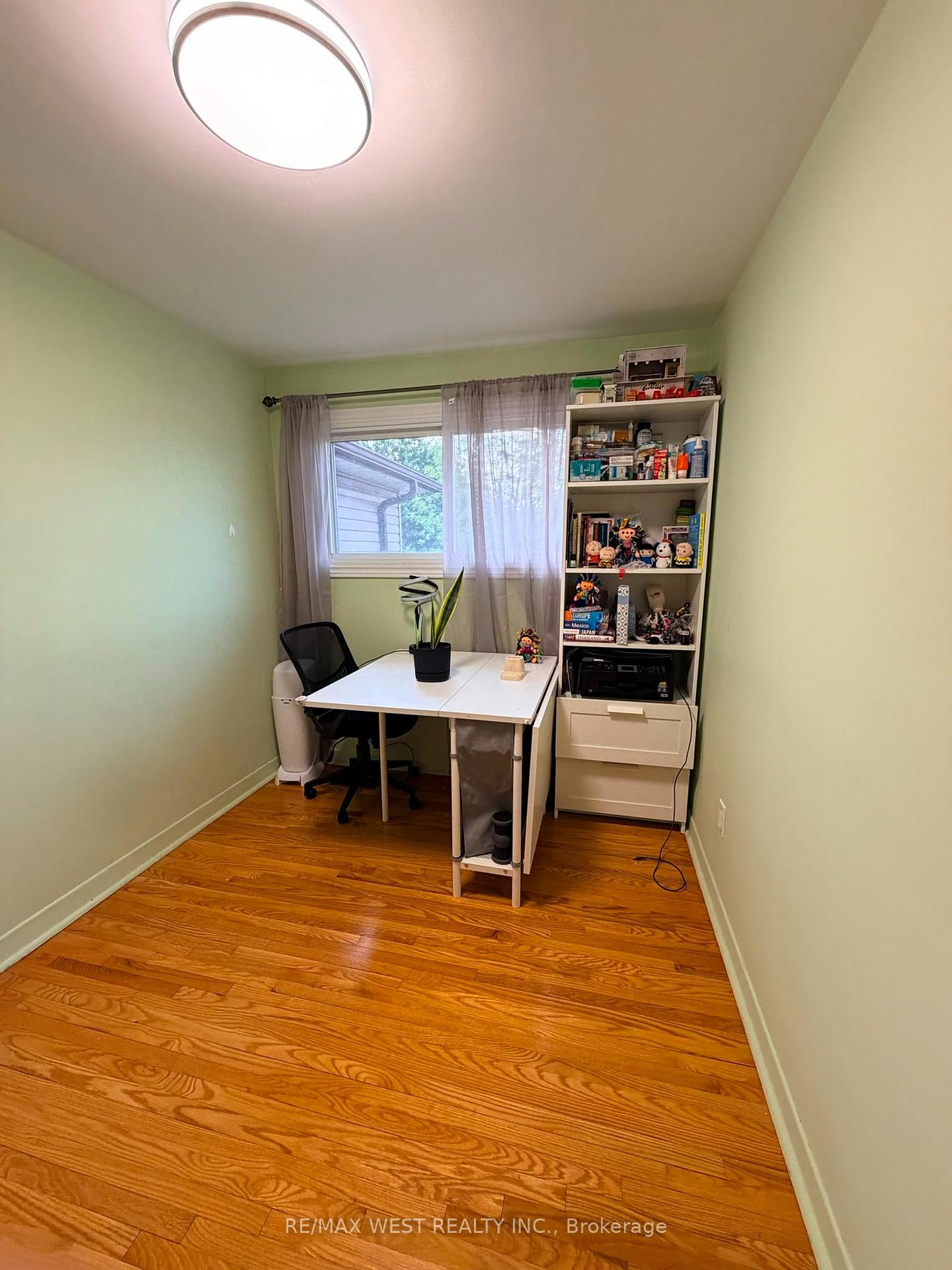 Photo 18 of 1254 Treeland Street, Burlington, Freeman — HOMEH
