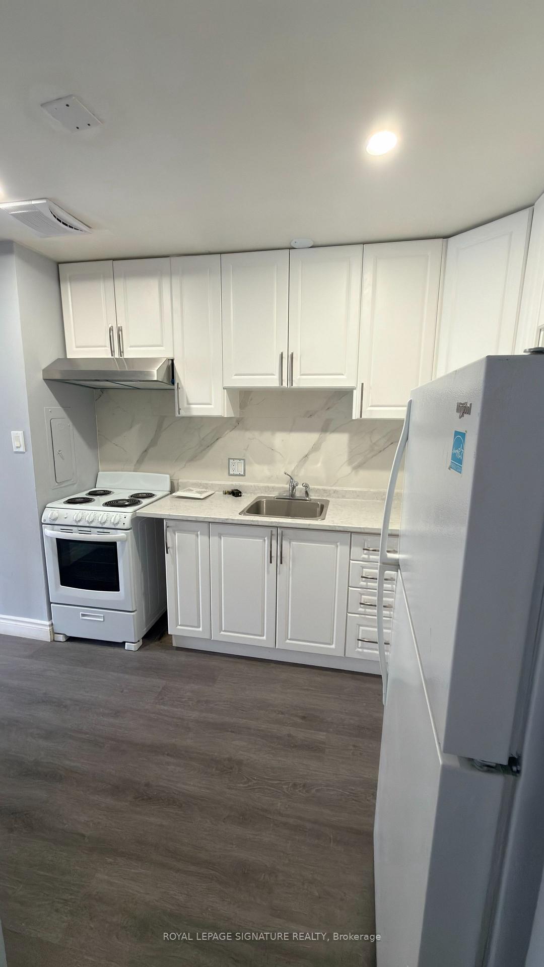 Photo 14 of Unit 1, 92 Wolfe Street, Oshawa, Lakeview — HOMEH