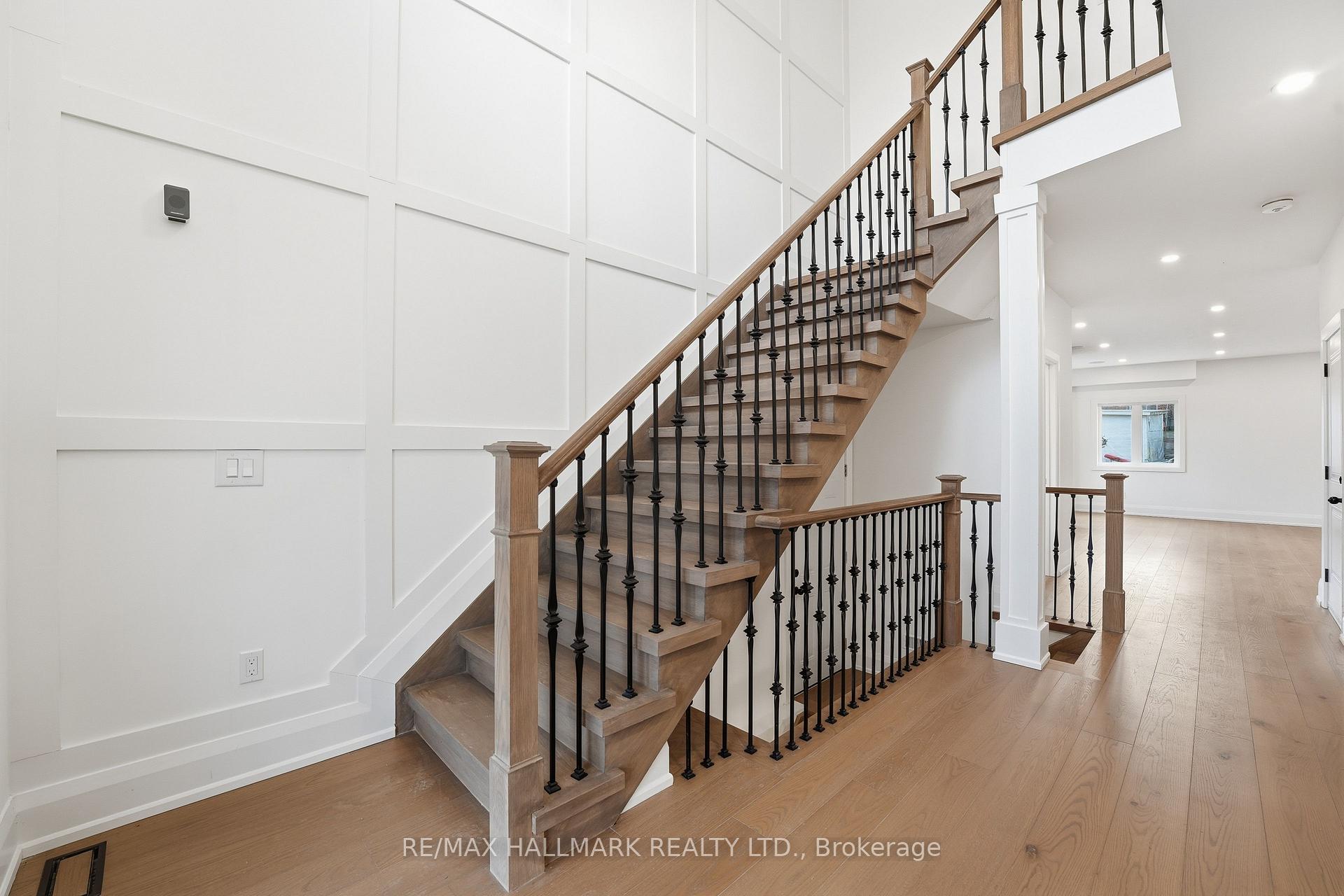 Photo 5 of 49 Greendowns Drive, Scarborough, Scarborough Village — HOMEH