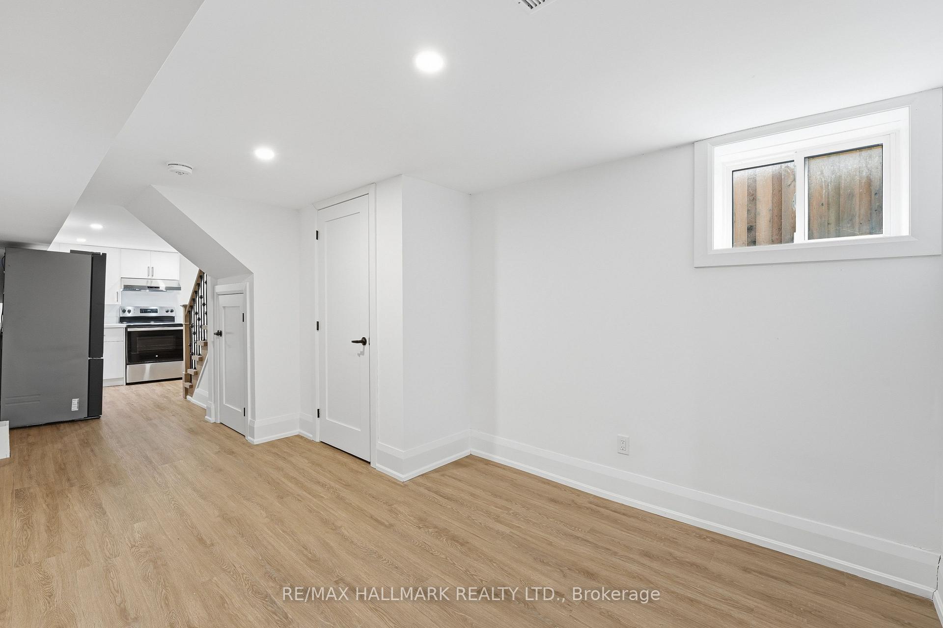 Photo 25 of 49 Greendowns Drive, Scarborough, Scarborough Village — HOMEH