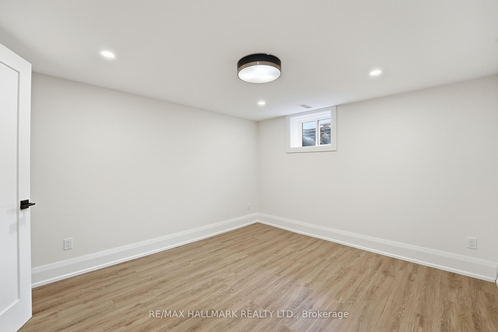 Photo 27 of 49 Greendowns Drive, Scarborough, Scarborough Village — HOMEH