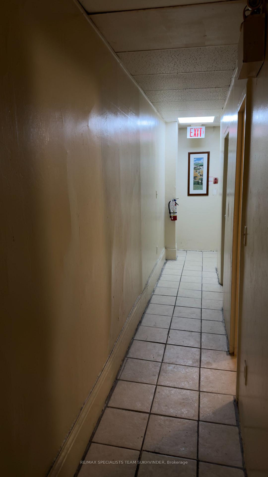 Photo 6 of 147 Gerrard Street E, Toronto, Moss Park — HOMEH