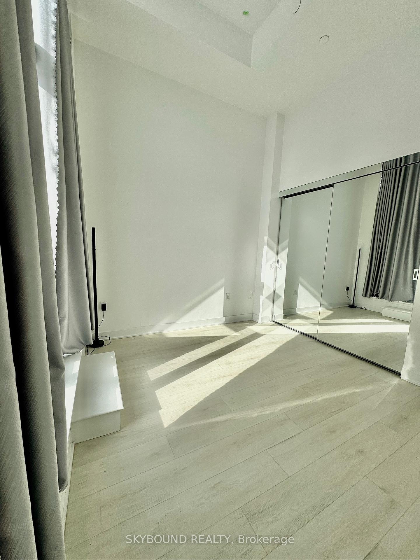 Photo 12 of Unit 529, 3900 Confederation Parkway, Mississauga, City Centre — HOMEH