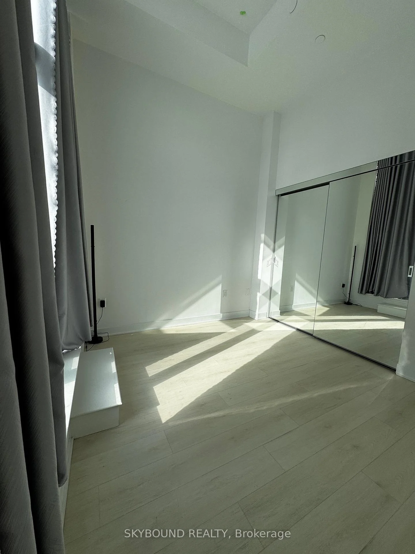 Photo 18 of Unit 529, 3900 Confederation Parkway, Mississauga, City Centre — HOMEH