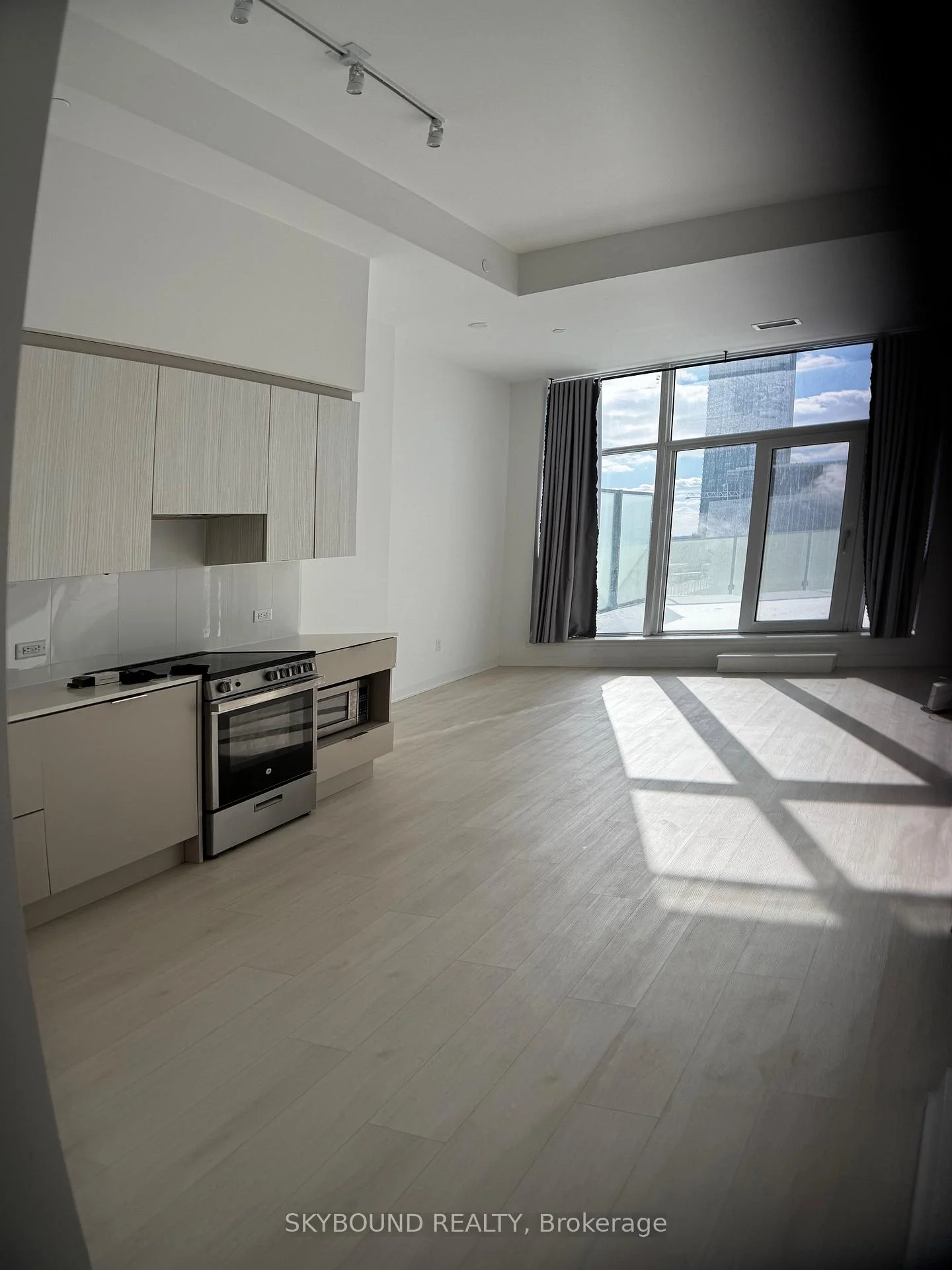 Photo 35 of Unit 529, 3900 Confederation Parkway, Mississauga, City Centre — HOMEH
