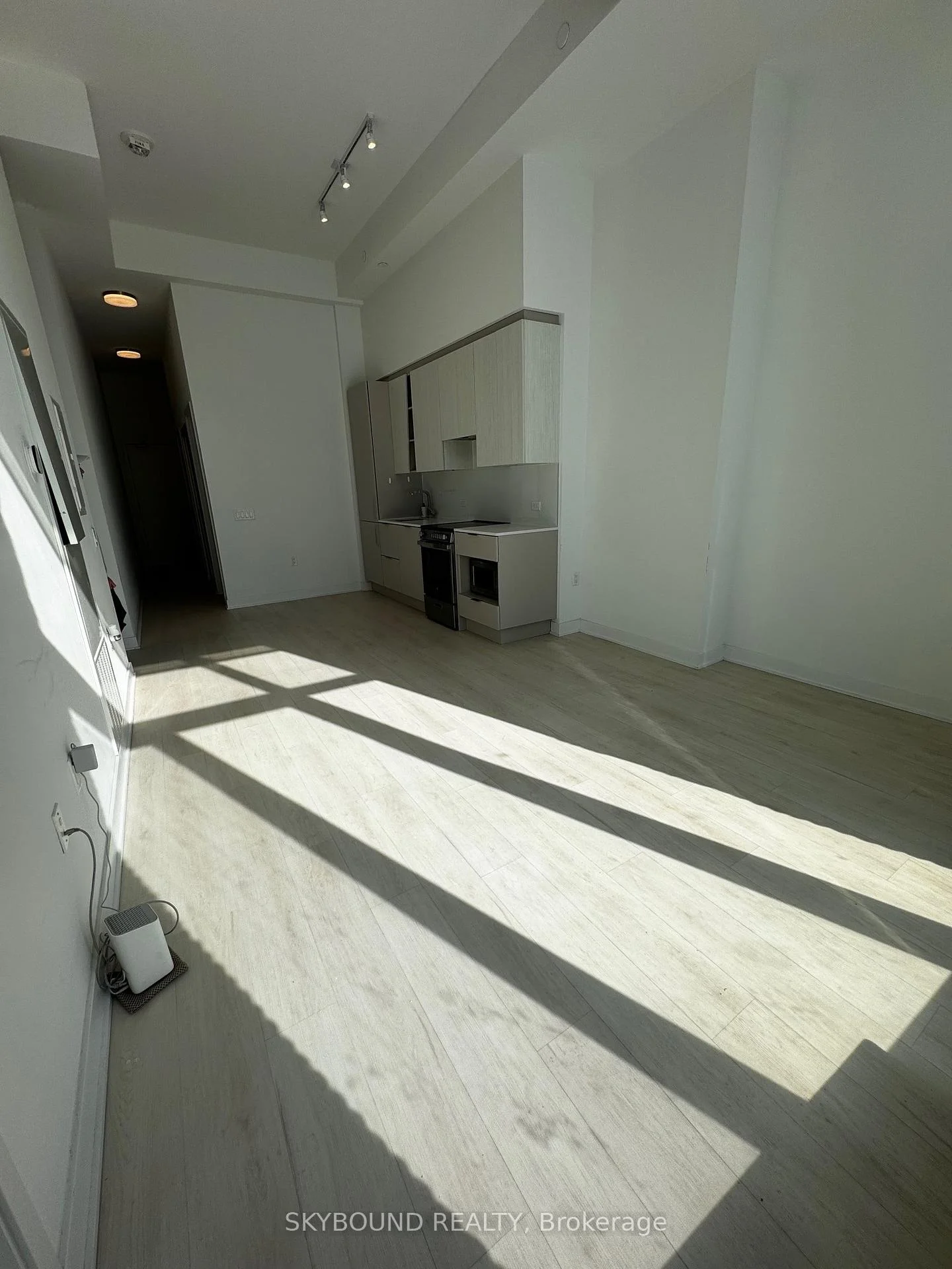 Photo 36 of Unit 529, 3900 Confederation Parkway, Mississauga, City Centre — HOMEH