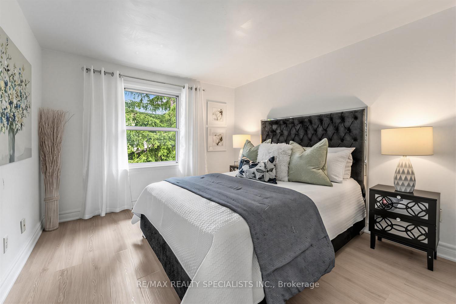 Photo 17 of Unit 7, 405 Hyacinthe Boulevard, Mississauga, Mississauga Valleys — HOMEH