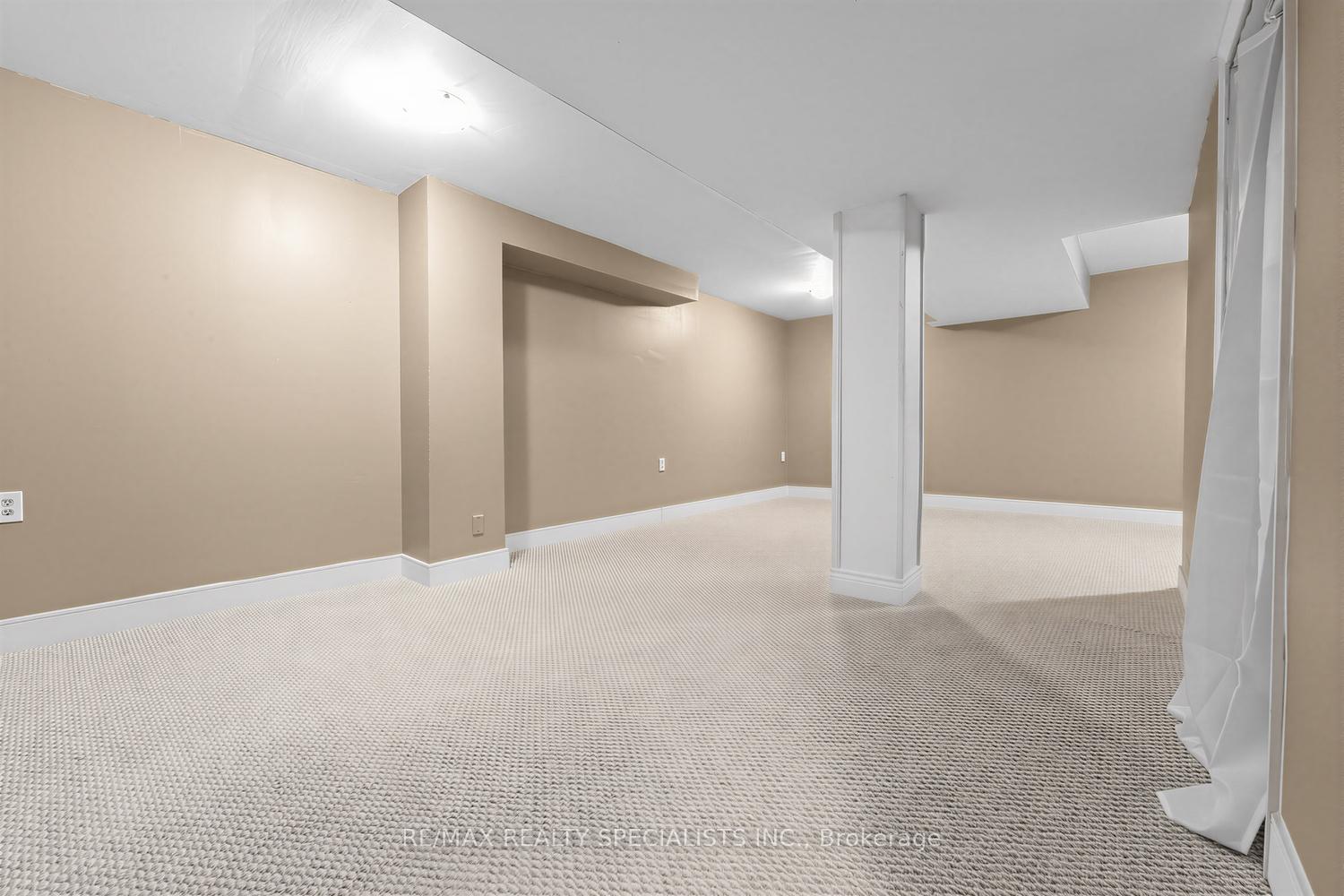Photo 24 of Unit 7, 405 Hyacinthe Boulevard, Mississauga, Mississauga Valleys — HOMEH