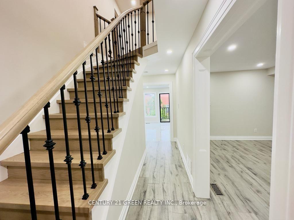 Photo 12 of 24 Sullivan Drive, Ajax, Central — HOMEH