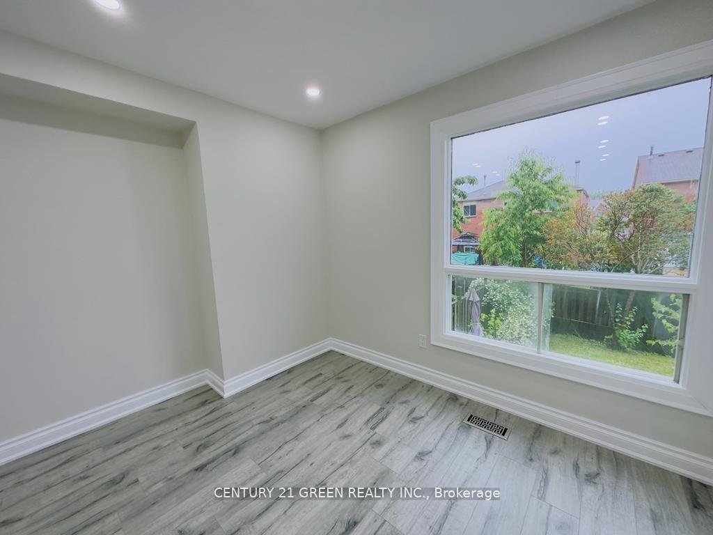 Photo 18 of 24 Sullivan Drive, Ajax, Central — HOMEH