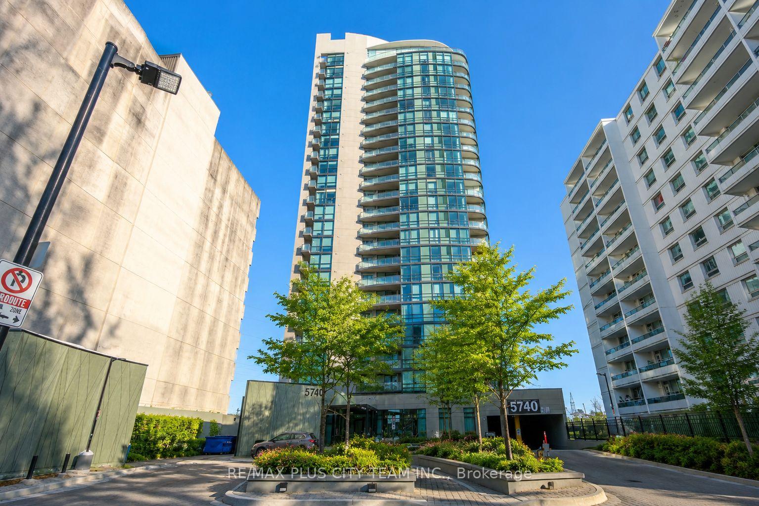 Front of Unit 1310, 5740 Yonge Street
