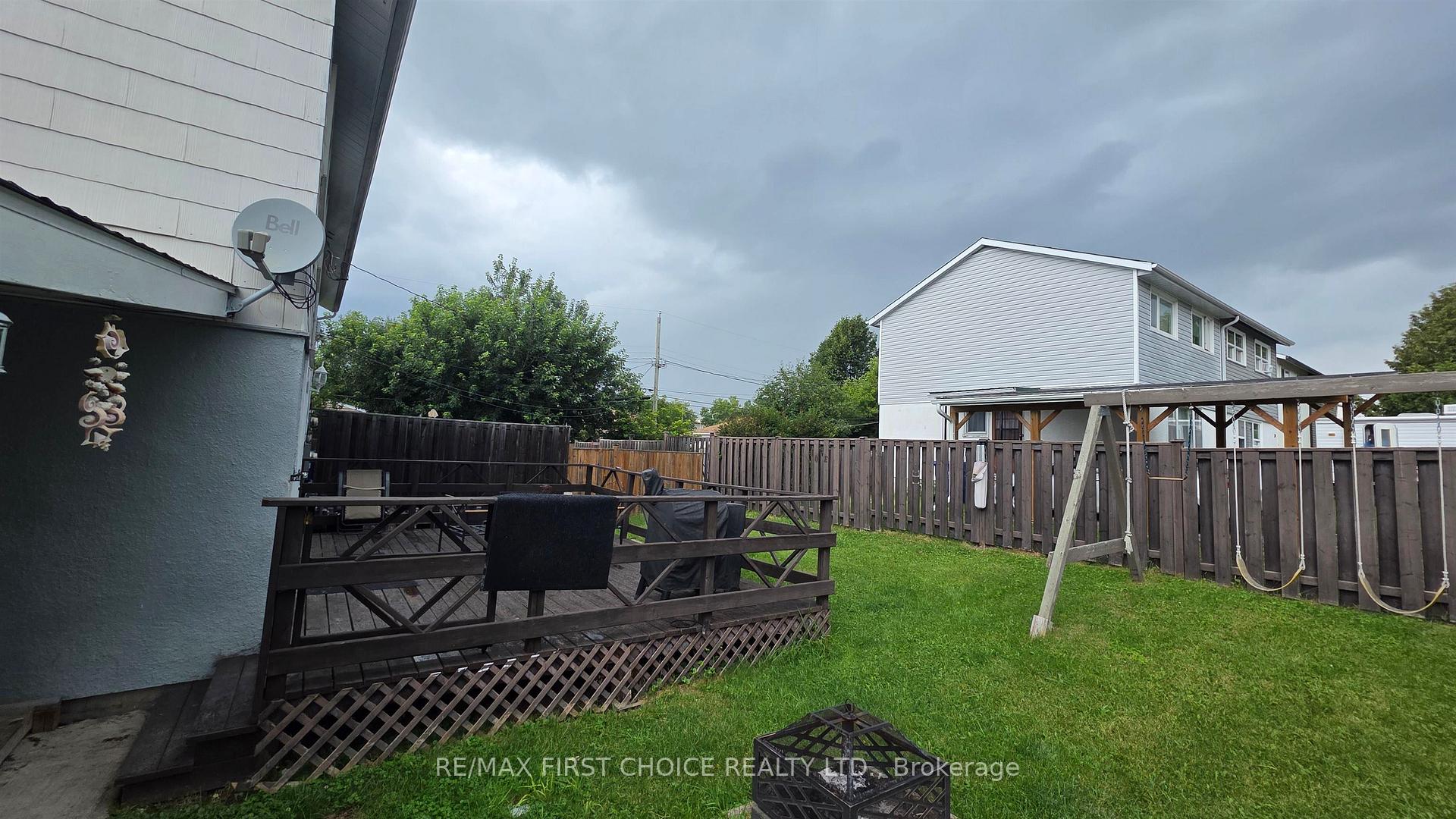 Photo 7 of 12 Drewry Drive, Kenora, Pinecrest — HOMEH