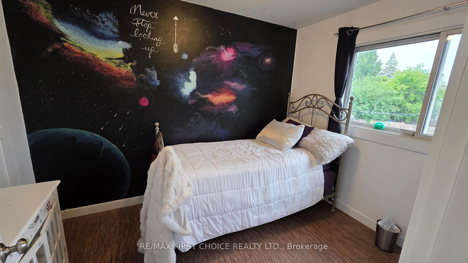 Photo 32 of 12 Drewry Drive, Kenora, Pinecrest — HOMEH