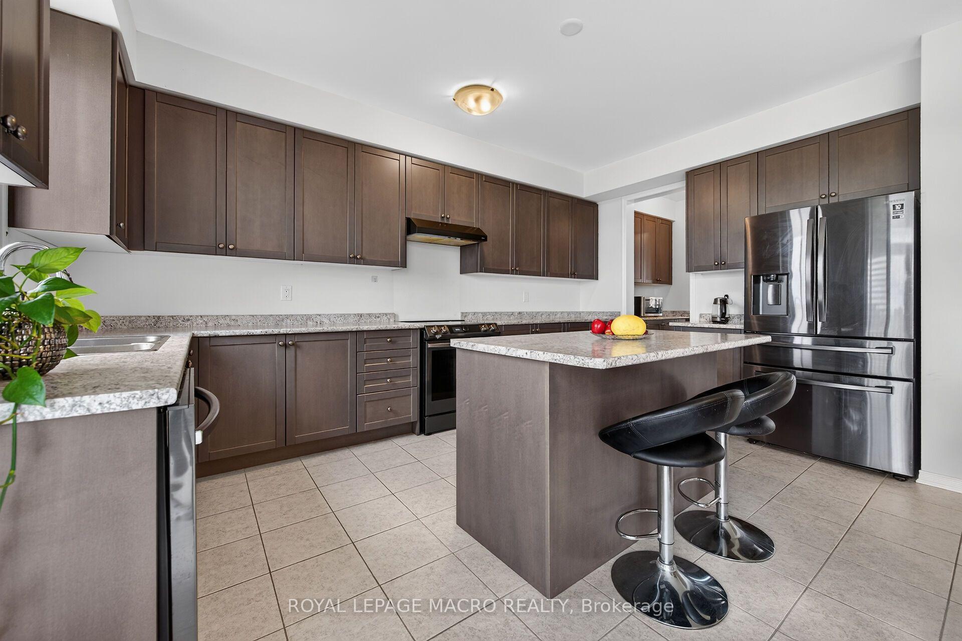 Photo 10 of 76 McWatters Street, Hamilton, Rural Glanbrook — HOMEH