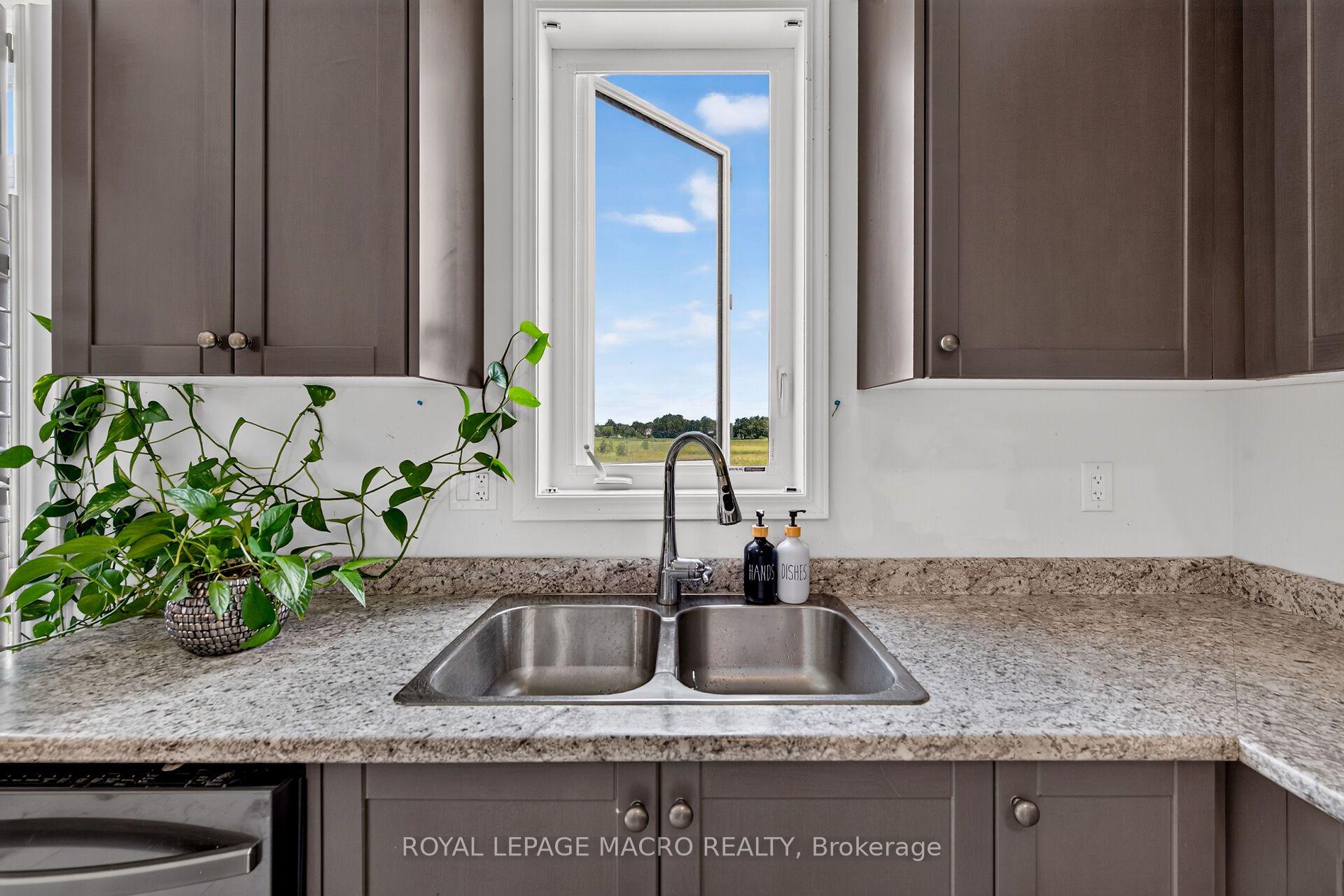 Photo 13 of 76 McWatters Street, Hamilton, Rural Glanbrook — HOMEH