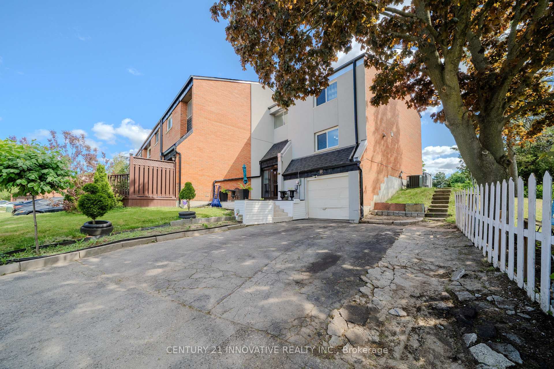 Photo 1 of 5 Cheatham Place, Scarborough, Malvern — HOMEH