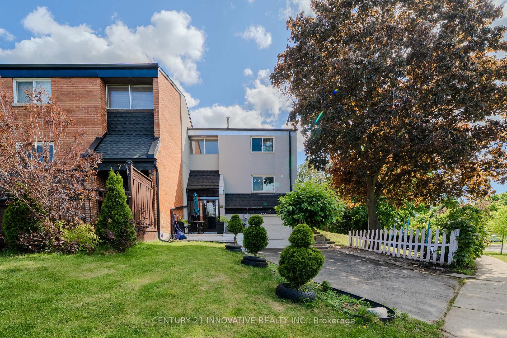 Photo 3 of 5 Cheatham Place, Scarborough, Malvern — HOMEH